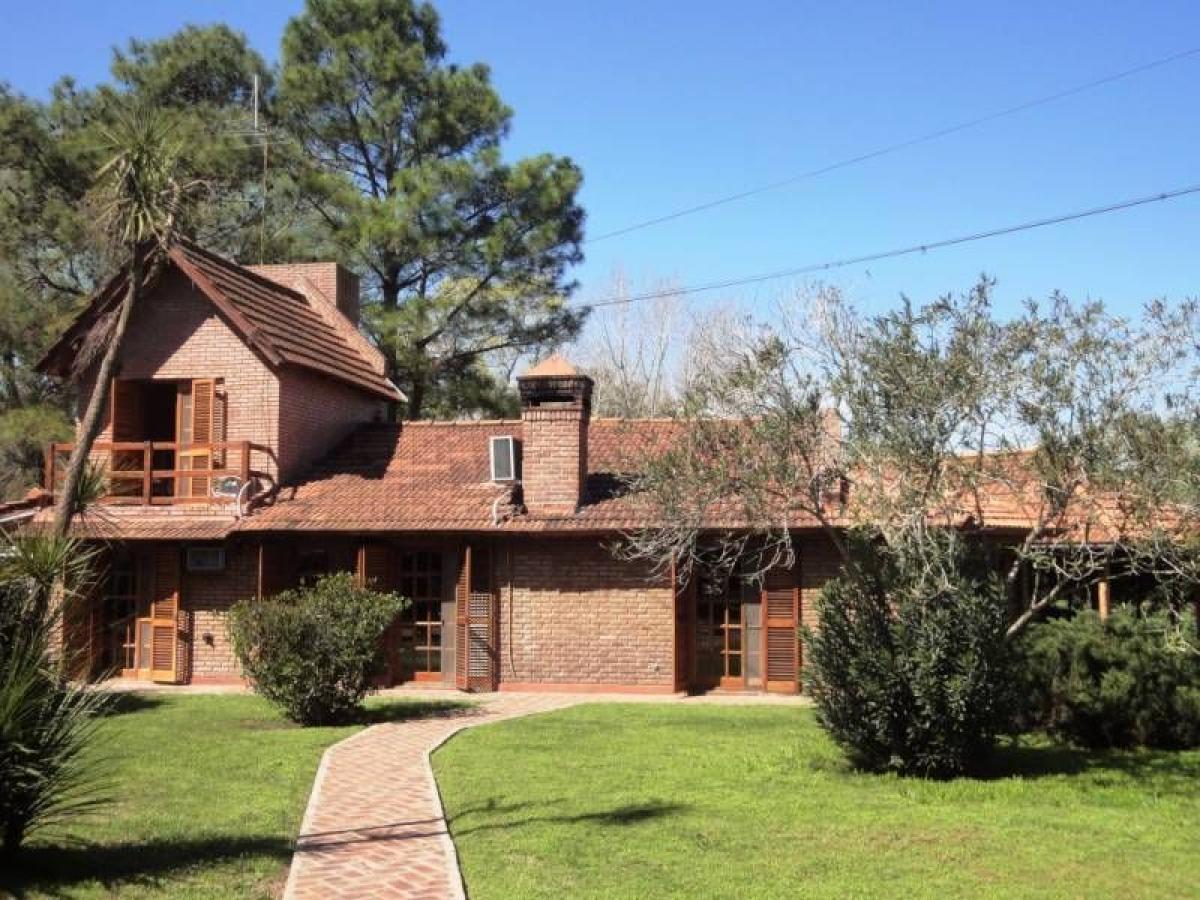 Picture of Home For Sale in Marcos Paz, Buenos Aires, Argentina