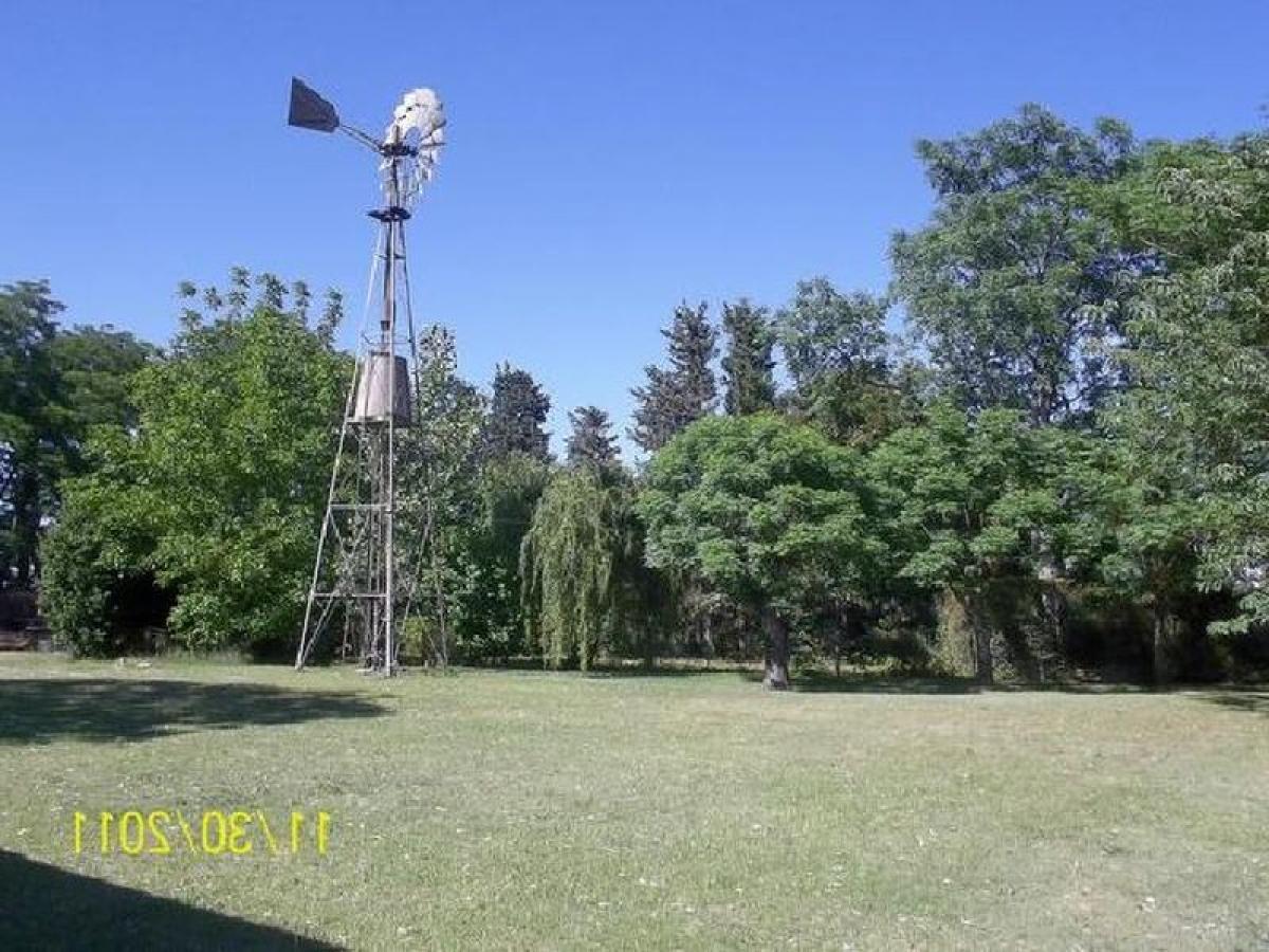 Picture of Home For Sale in San Andres De Giles, Buenos Aires, Argentina