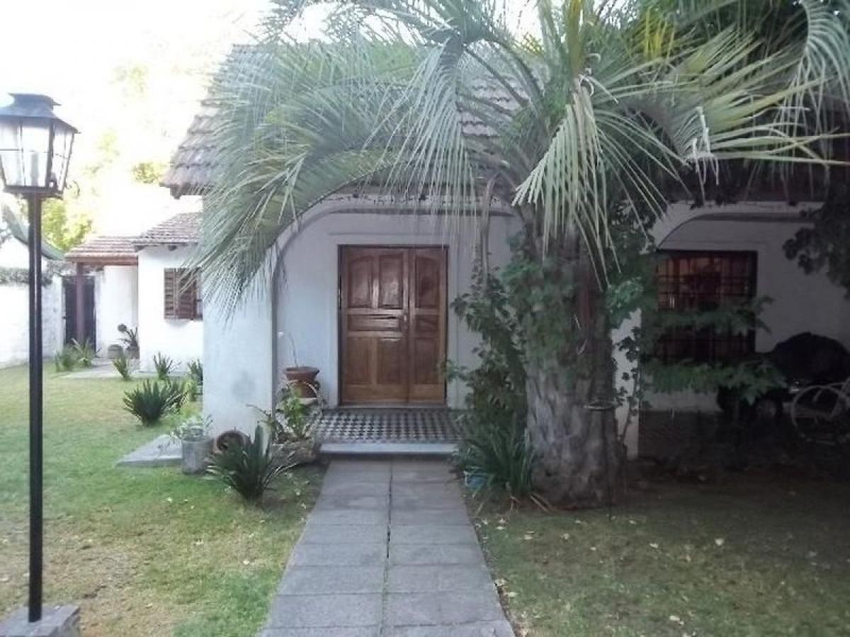 Picture of Home For Sale in Bs.As. G.B.A. Zona Oeste, Buenos Aires, Argentina