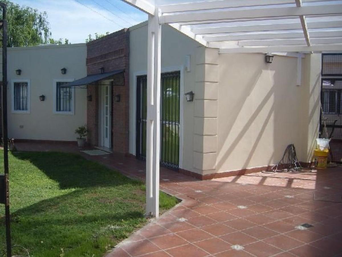 Picture of Home For Sale in Hurlingham, Buenos Aires, Argentina