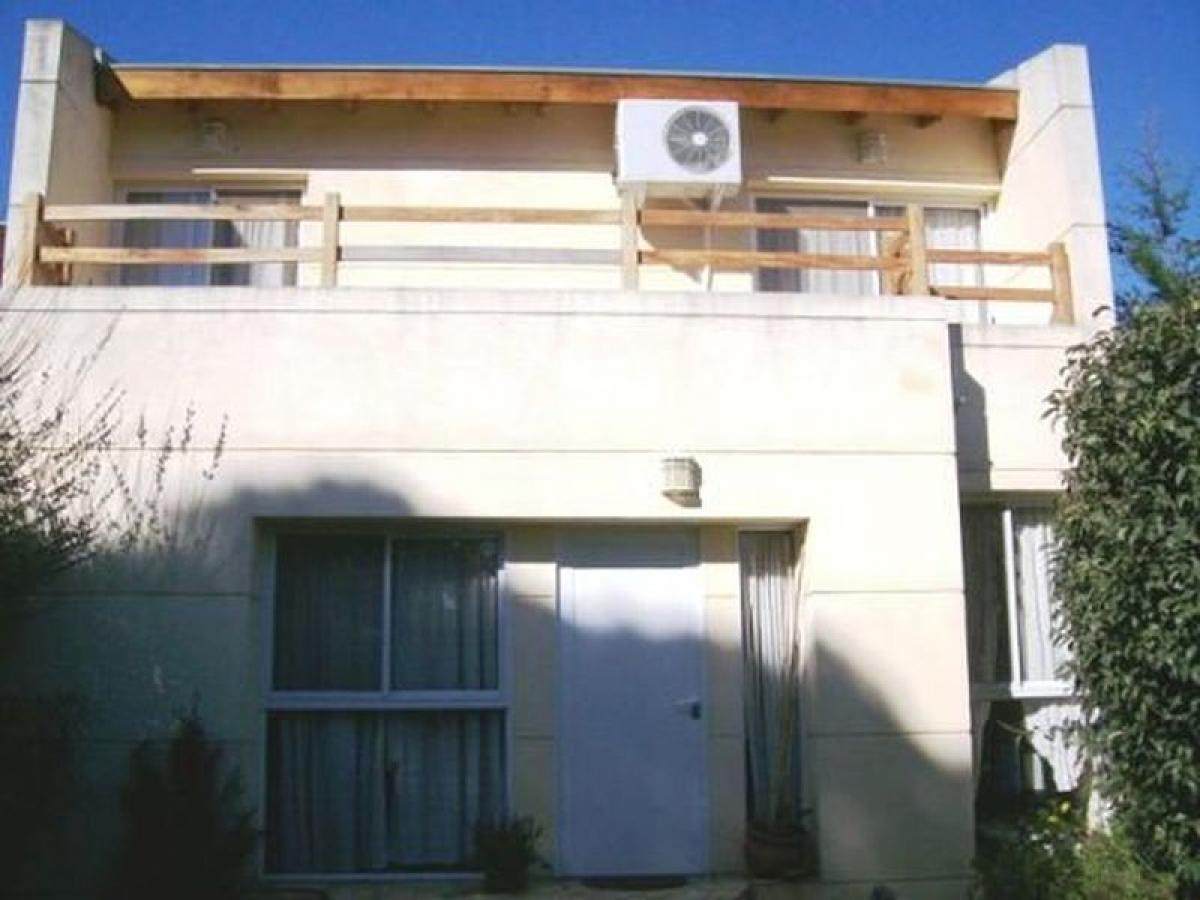 Picture of Home For Sale in Escobar, Buenos Aires, Argentina
