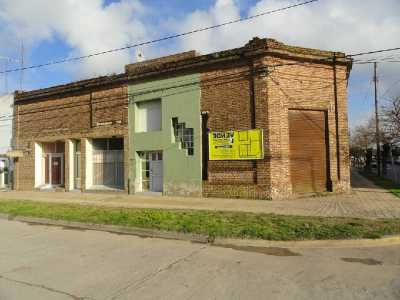 Home For Sale in Coronel Dorrego, Argentina