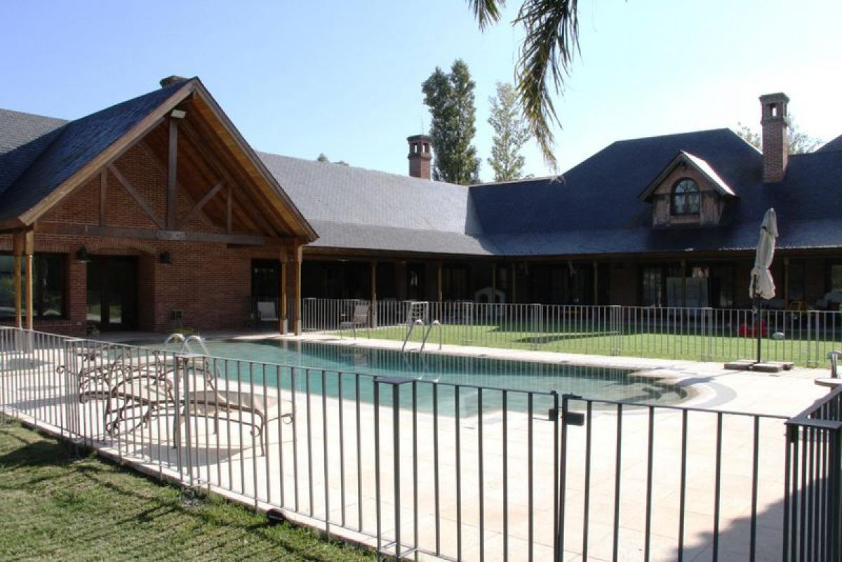 Picture of Farm For Sale in Bs.As. G.B.A. Zona Oeste, Buenos Aires, Argentina