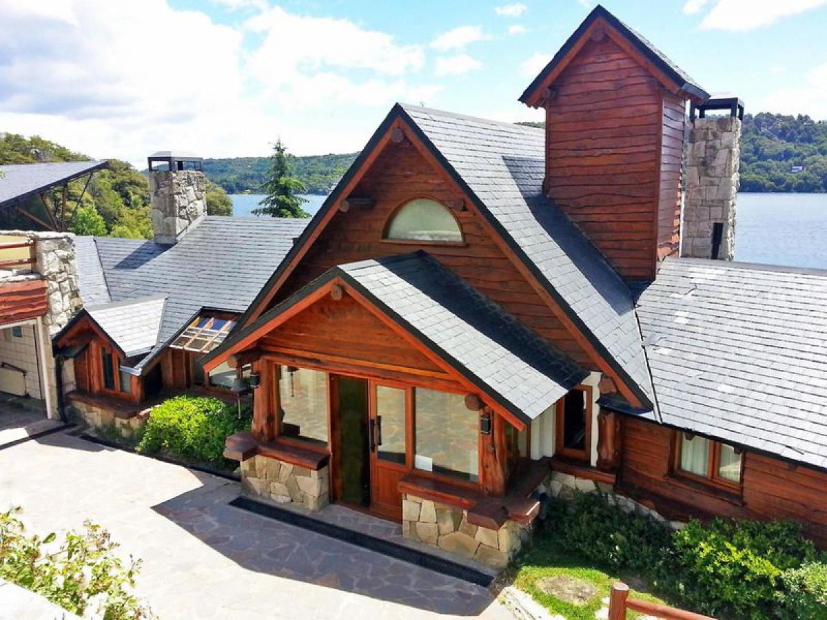 Picture of Home For Sale in San Carlos De Bariloche, Rio Negro, Argentina