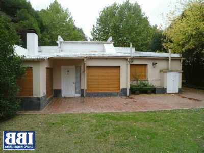 Home For Sale in Tornquist, Argentina