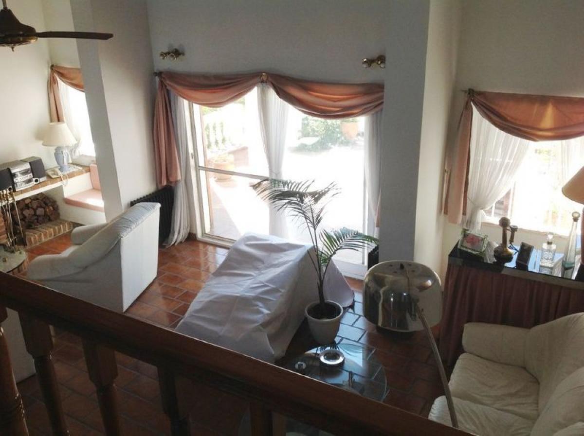 Picture of Home For Sale in Marcos Paz, Buenos Aires, Argentina