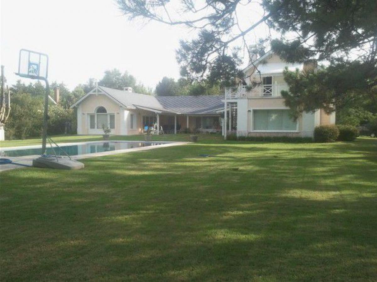 Picture of Home For Sale in Bs.As. G.B.A. Zona Oeste, Buenos Aires, Argentina