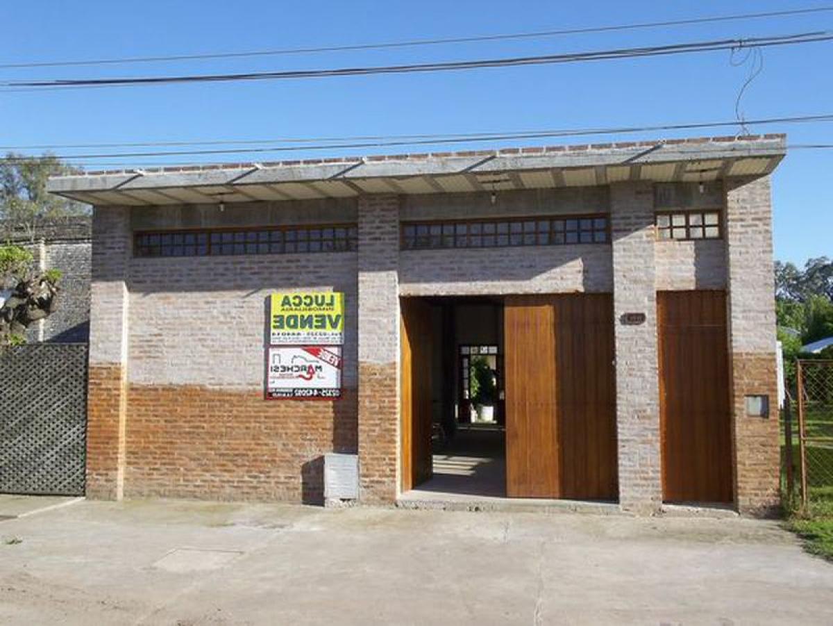 Picture of Home For Sale in San Andres De Giles, Buenos Aires, Argentina