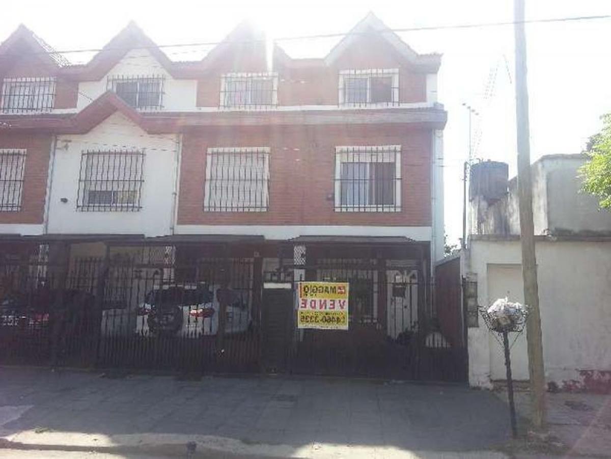 Picture of Home For Sale in Moron, Buenos Aires, Argentina