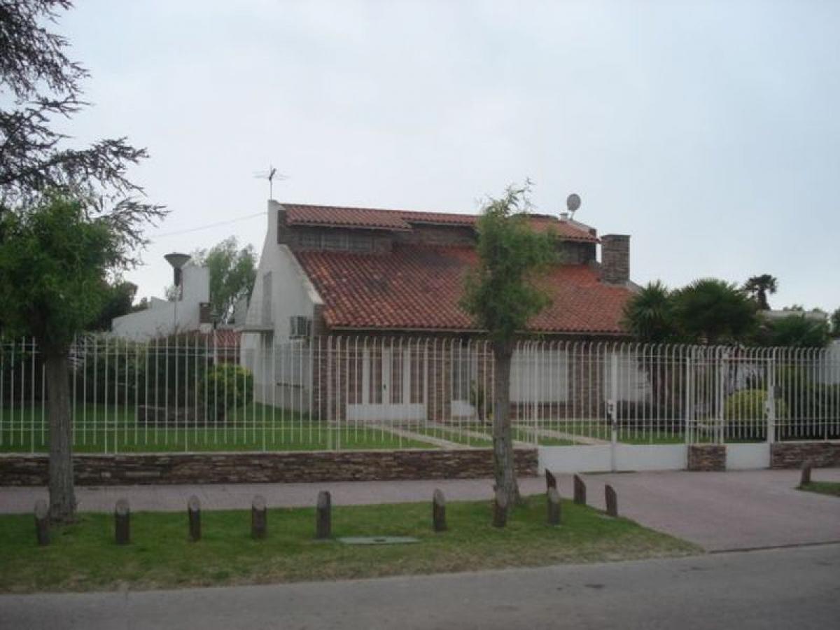 Picture of Home For Sale in Ensenada, Buenos Aires, Argentina