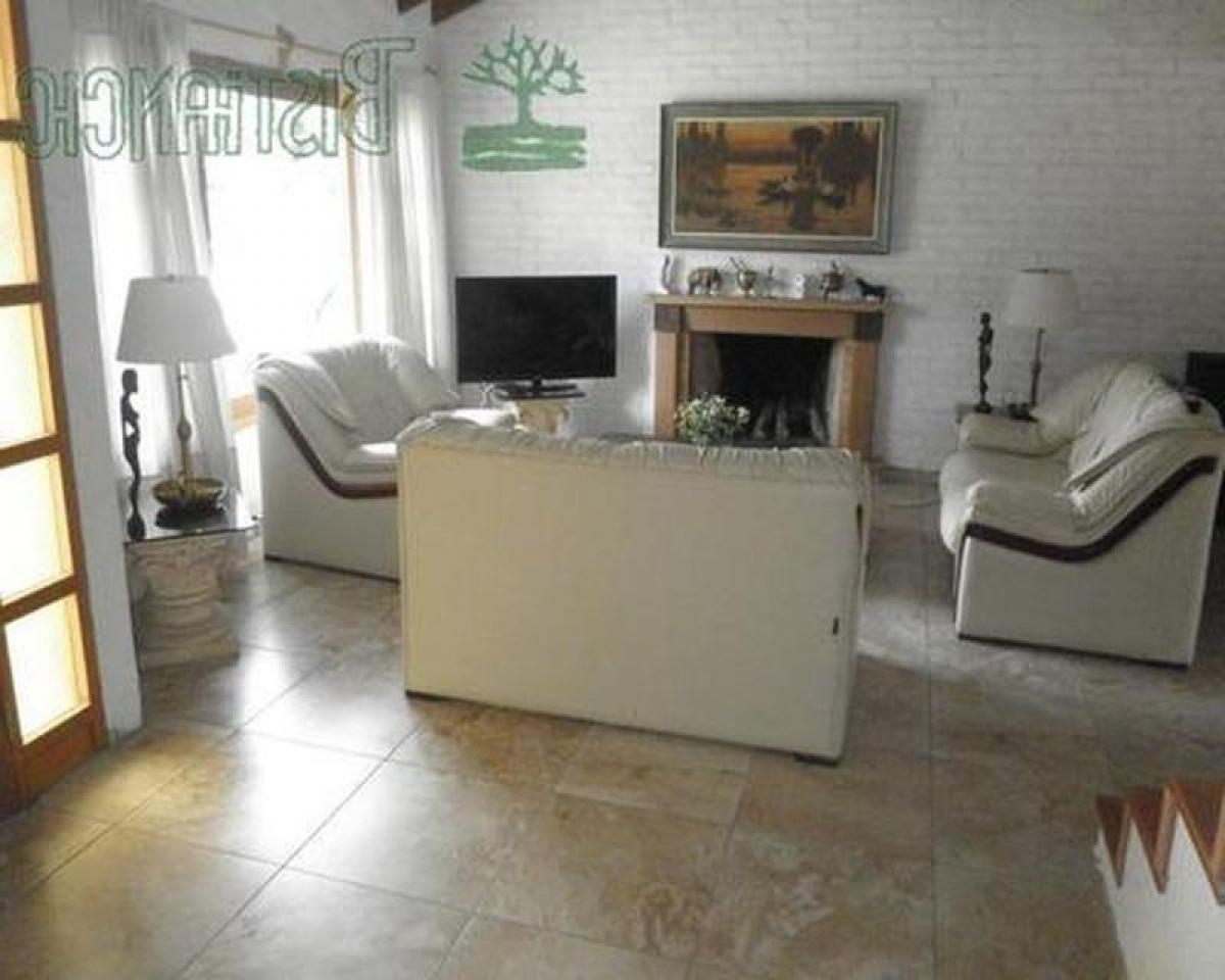 Picture of Home For Sale in Rivadavia, Mendoza, Argentina