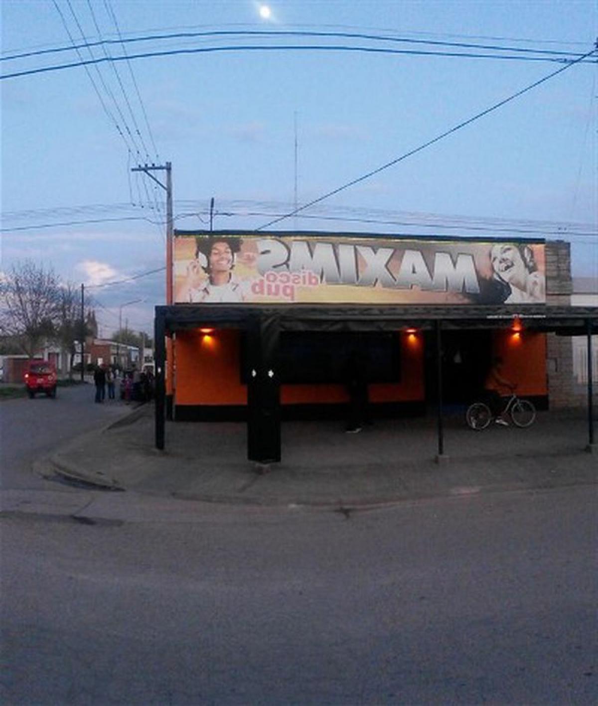 Picture of Home For Sale in Coronel Suarez, Buenos Aires, Argentina