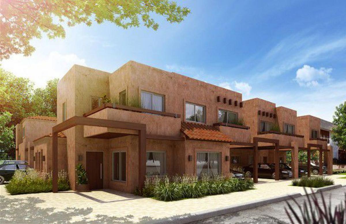 Picture of Home For Sale in Coronel Suarez, Buenos Aires, Argentina