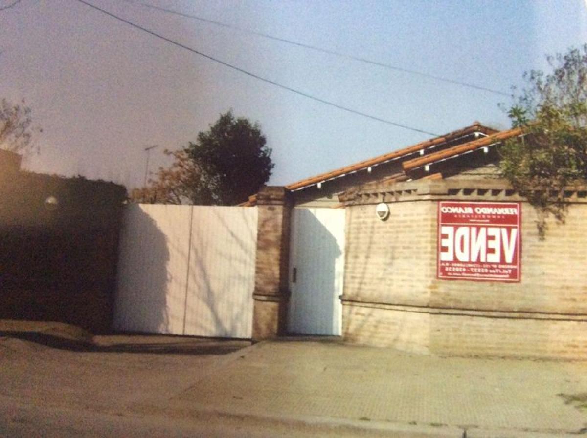 Picture of Home For Sale in Lobos, Buenos Aires, Argentina