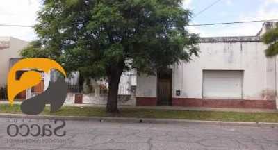 Home For Sale in Trenque Lauquen, Argentina