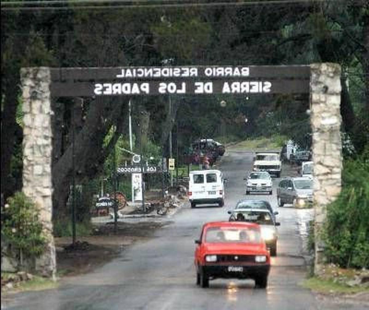 Picture of Residential Land For Sale in General Pueyrredon, Buenos Aires, Argentina