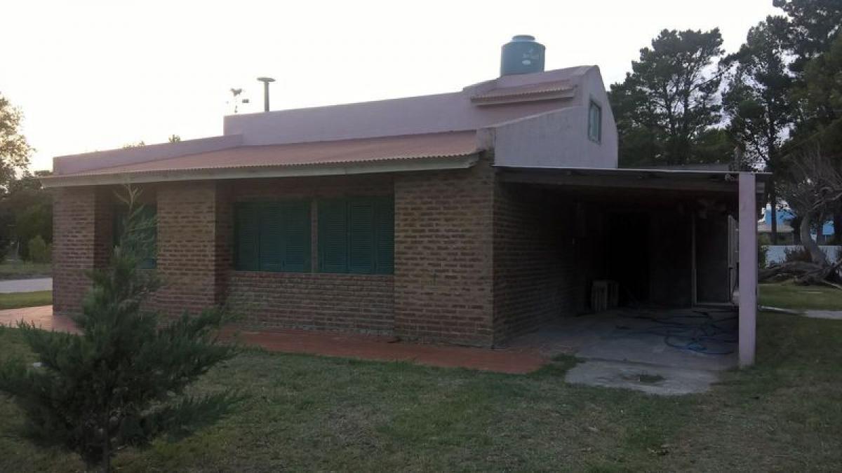 Picture of Home For Sale in San Cayetano, Buenos Aires, Argentina