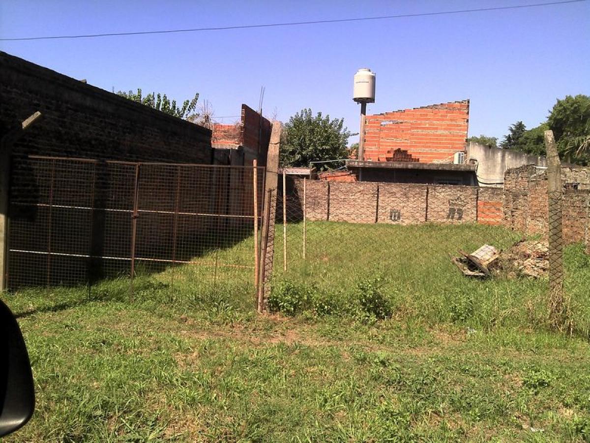 Picture of Residential Land For Sale in Malvinas Argentinas, Buenos Aires, Argentina