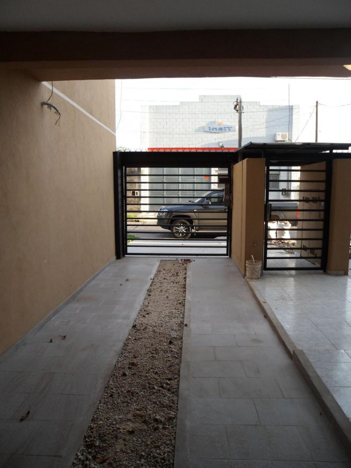 Picture of Warehouse For Sale in Tres De Febrero, Buenos Aires, Argentina