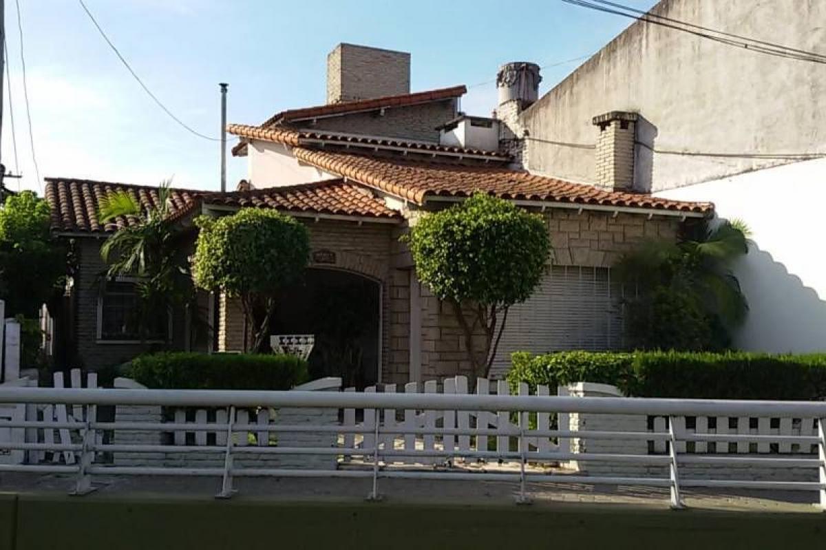 Picture of Home For Sale in Ituzaingo, Buenos Aires, Argentina