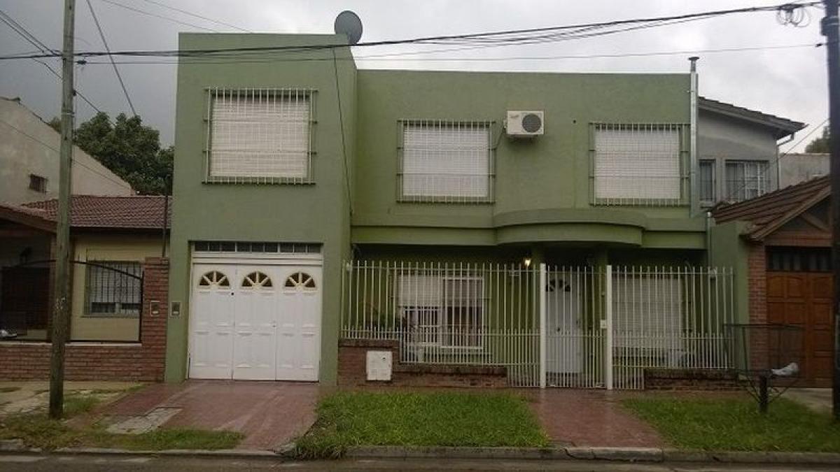 Picture of Home For Sale in Hurlingham, Buenos Aires, Argentina