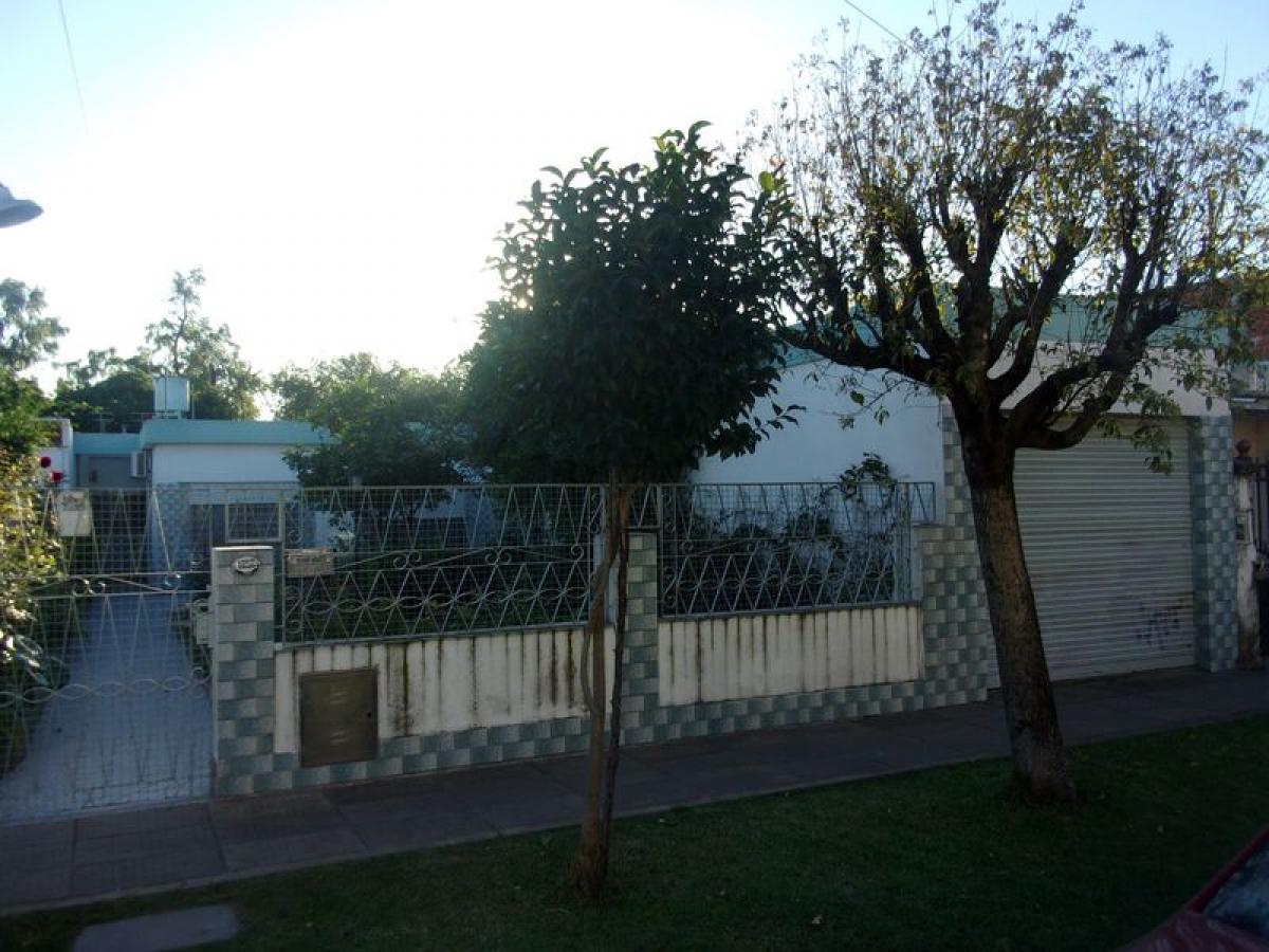 Picture of Home For Sale in Hurlingham, Buenos Aires, Argentina