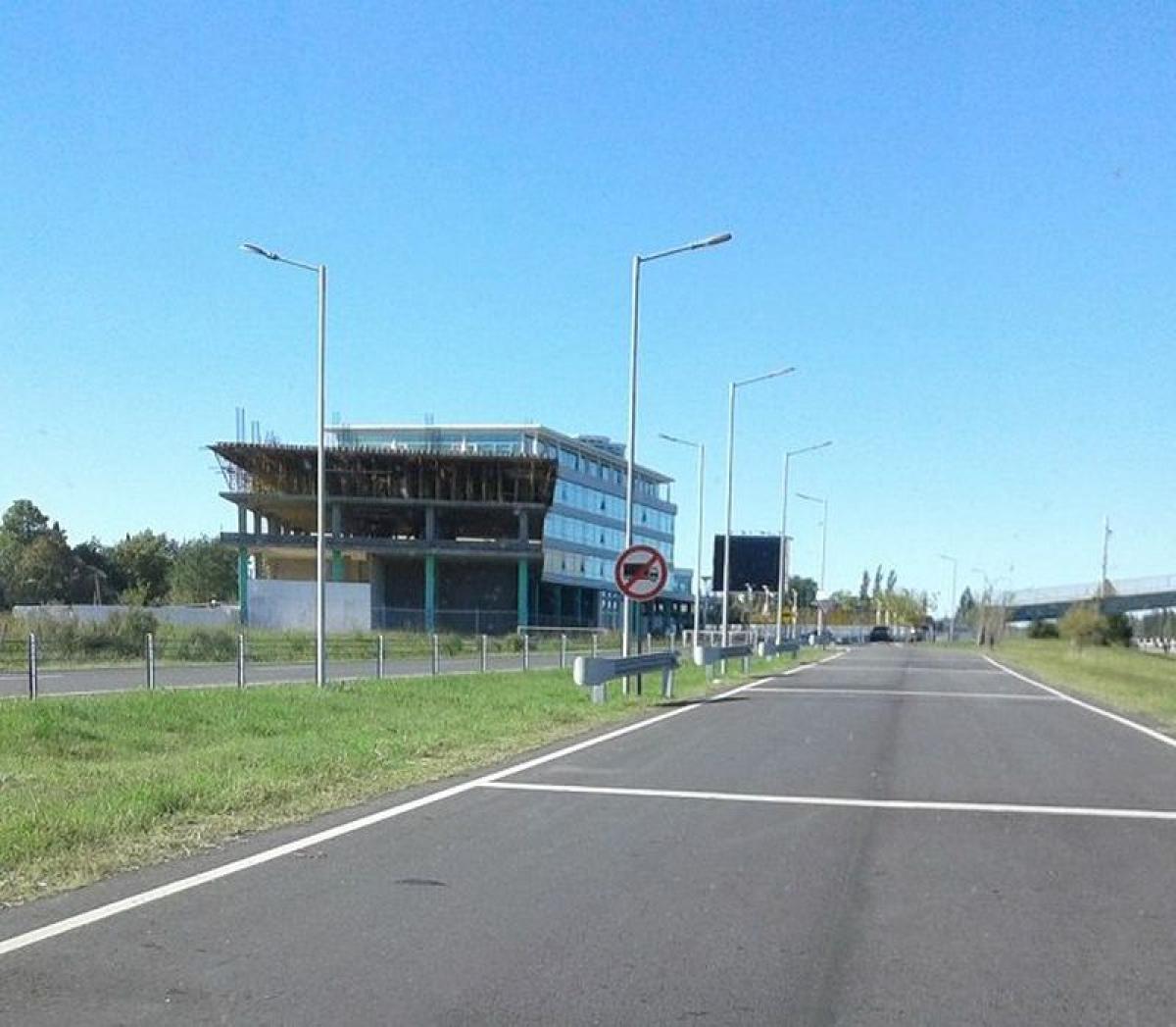 Picture of Office For Sale in Berazategui, Buenos Aires, Argentina