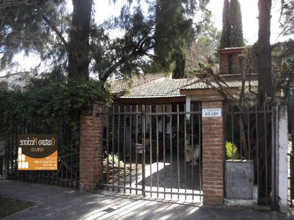 Picture of Home For Sale in Hurlingham, Buenos Aires, Argentina