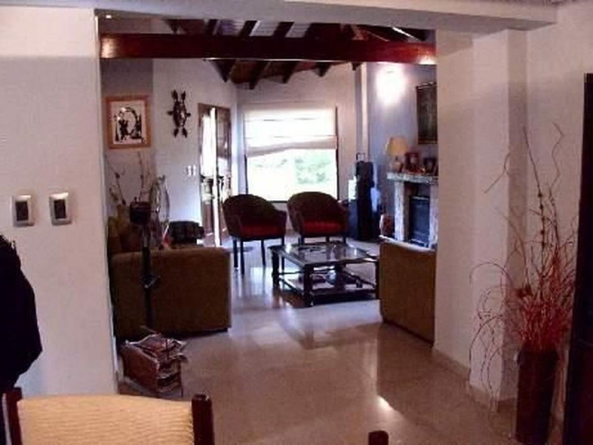 Picture of Home For Sale in Merlo, Buenos Aires, Argentina