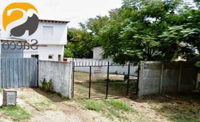 Home For Sale in Trenque Lauquen, Argentina
