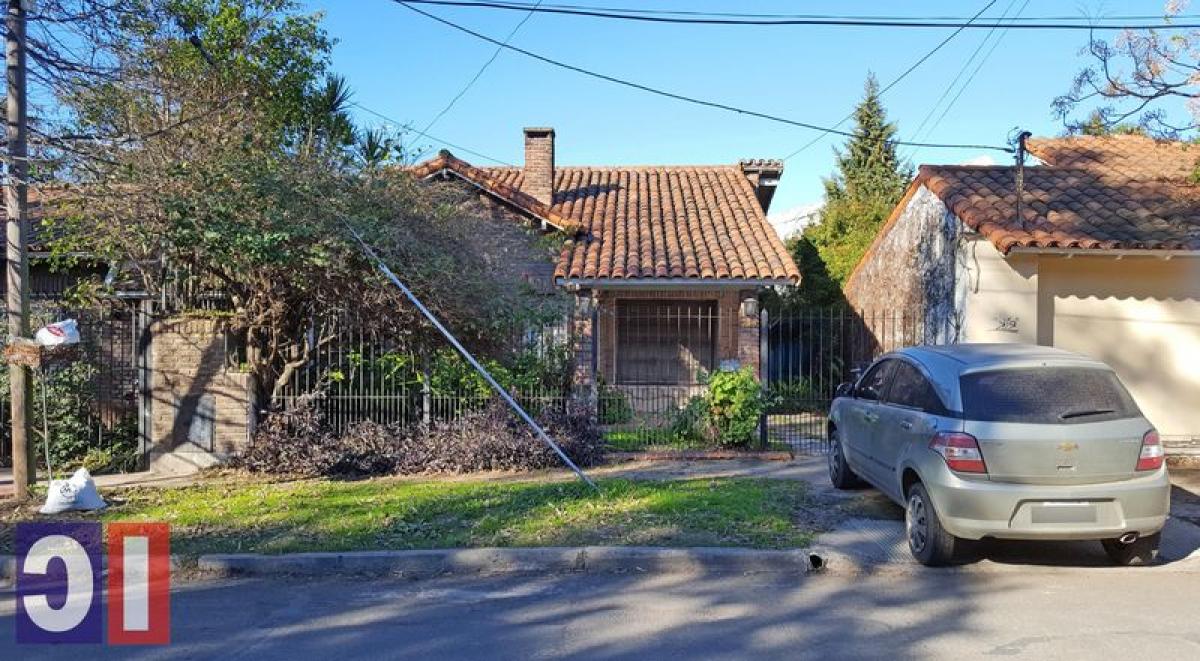 Picture of Home For Sale in Moron, Buenos Aires, Argentina