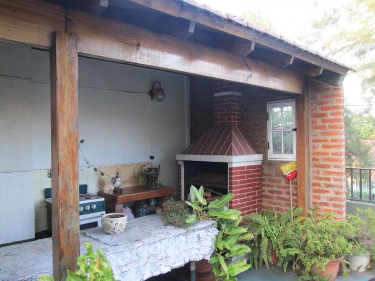 Picture of Home For Sale in La Matanza, Buenos Aires, Argentina