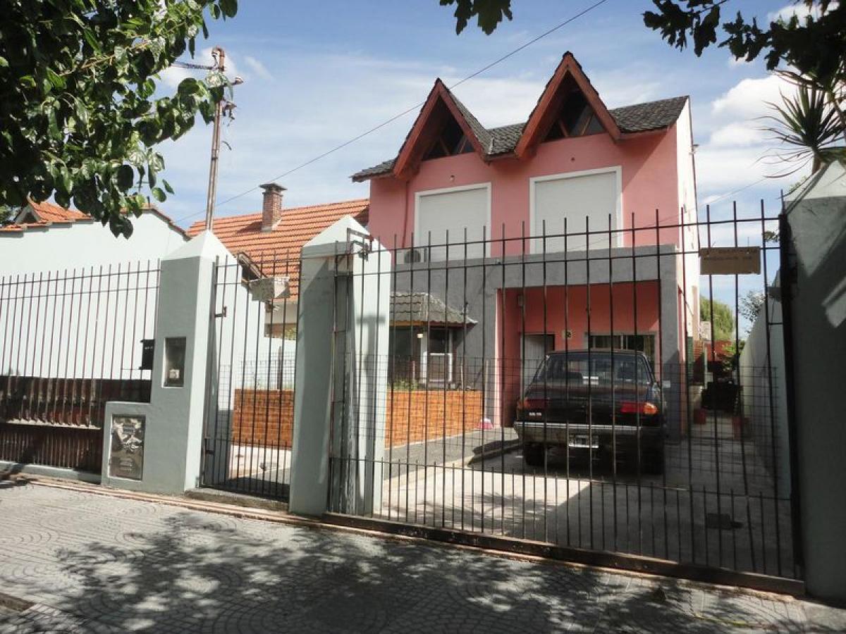 Picture of Home For Sale in General San Martin, Buenos Aires, Argentina