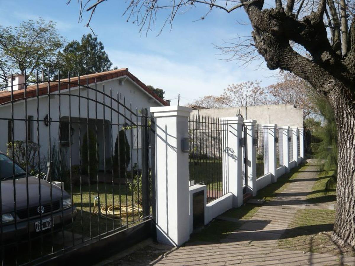 Picture of Home For Sale in Ezeiza, Buenos Aires, Argentina