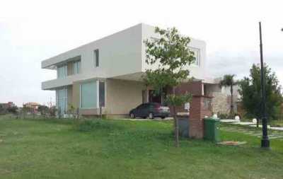 Home For Sale in Tigre, Argentina