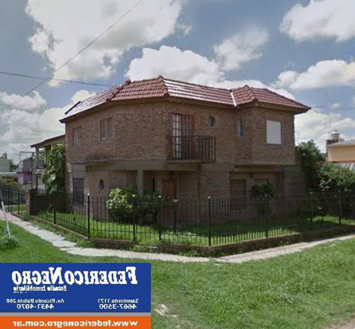 Picture of Home For Sale in Jose C Paz, Buenos Aires, Argentina