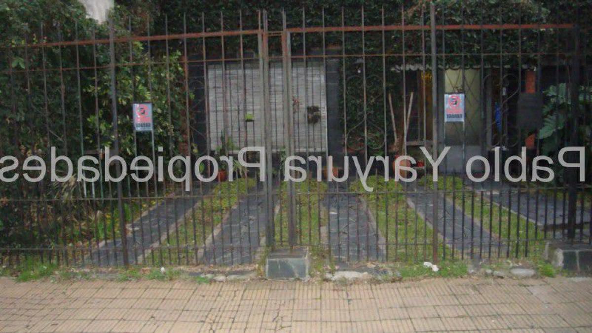 Picture of Home For Sale in Tres De Febrero, Buenos Aires, Argentina