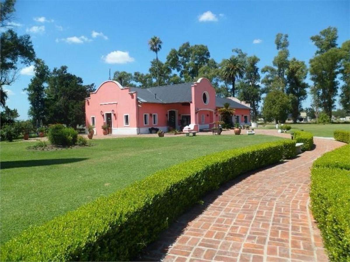 Complejo de Barrios Privados La Magdalena, Esteban Echeverria, Buenos