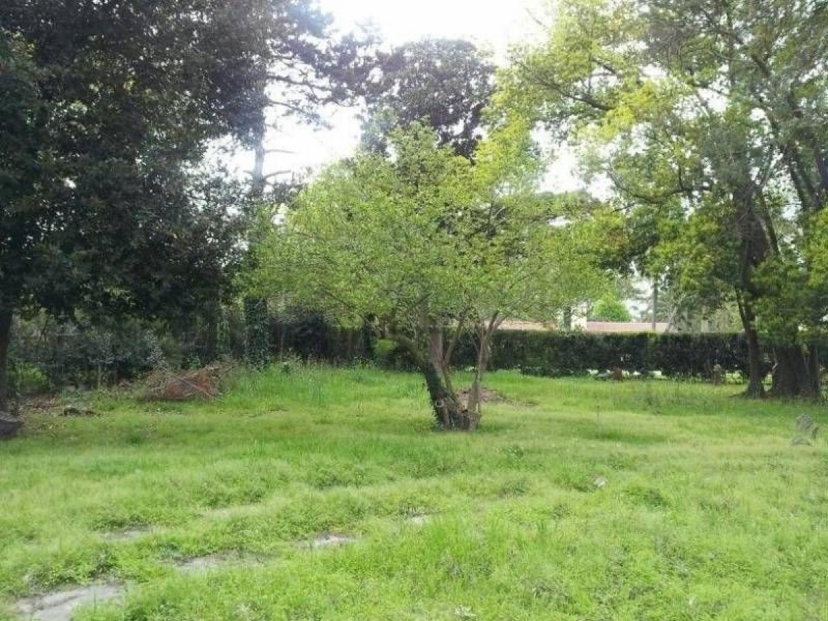 Picture of Residential Land For Sale in Malvinas Argentinas, Buenos Aires, Argentina