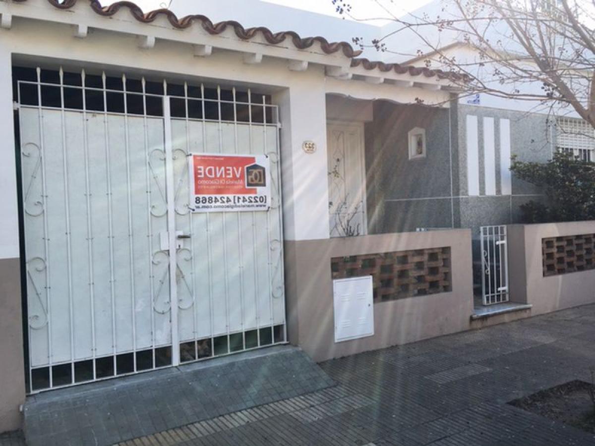 Picture of Home For Sale in Chascomus, Buenos Aires, Argentina