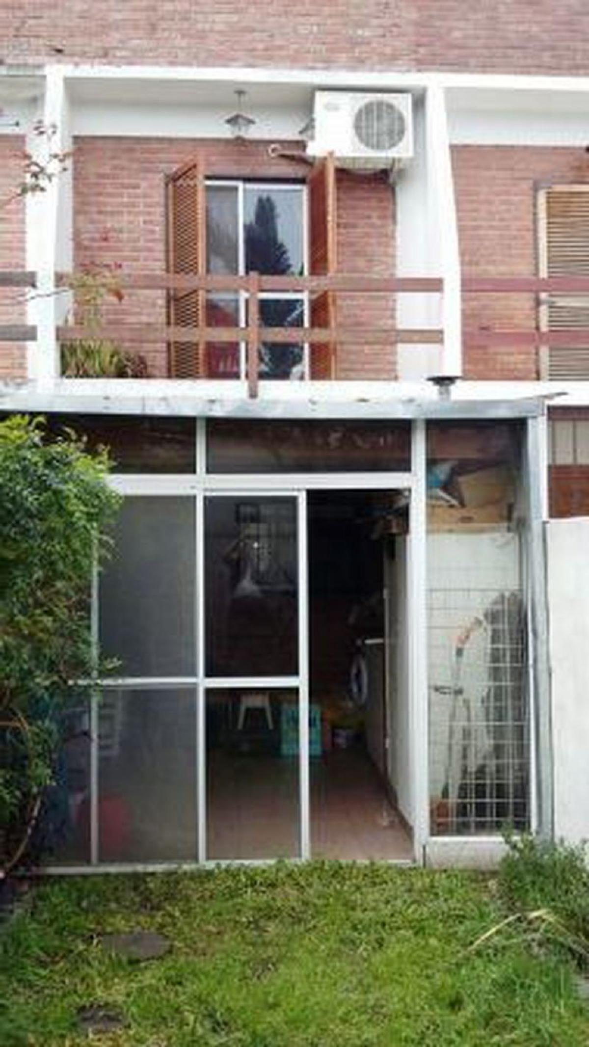 Picture of Home For Sale in La Matanza, Buenos Aires, Argentina