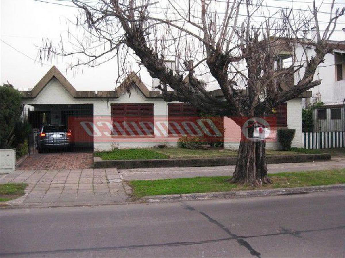 Picture of Home For Sale in Ituzaingo, Buenos Aires, Argentina