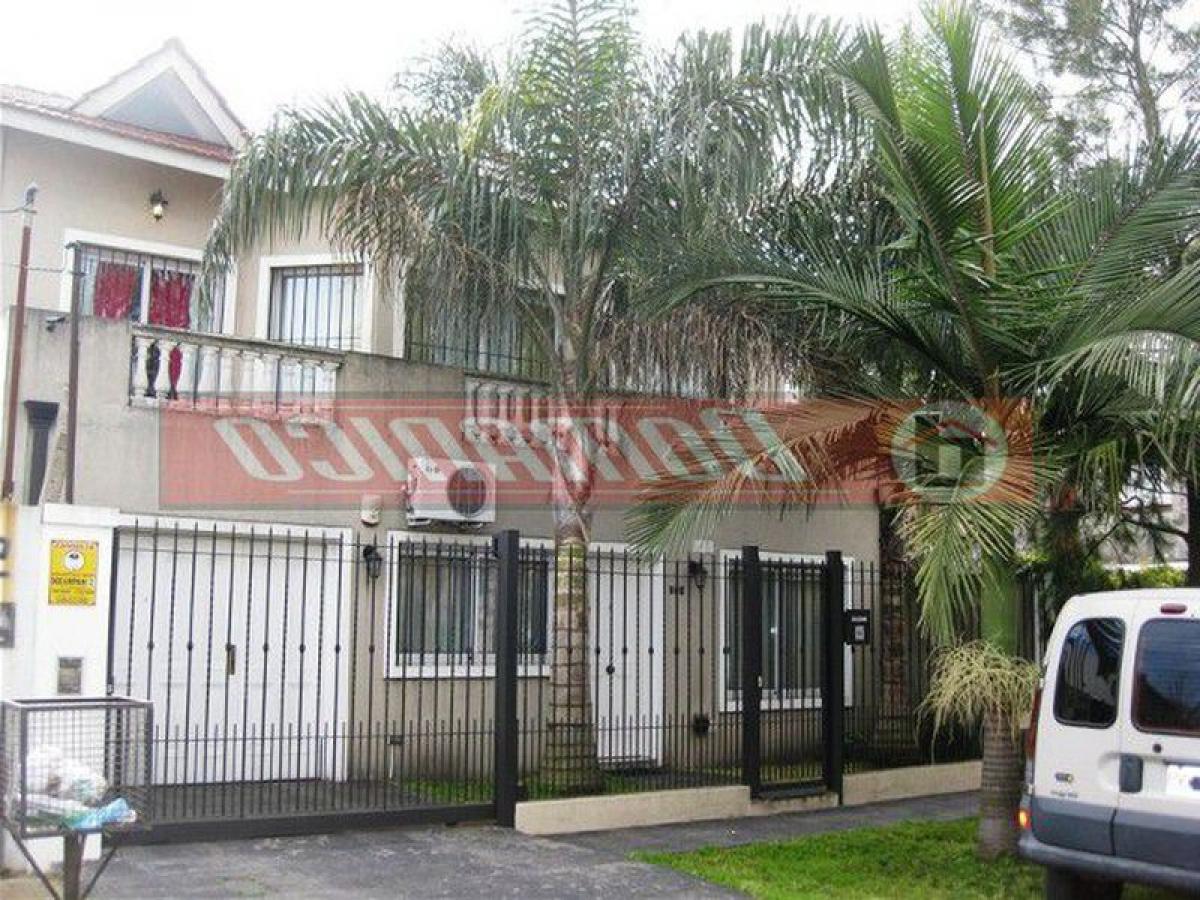 Picture of Home For Sale in Ituzaingo, Buenos Aires, Argentina