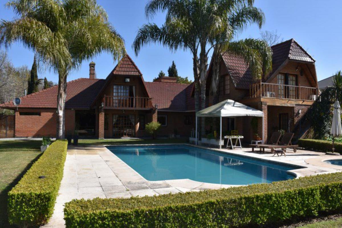 Picture of Home For Sale in Bs.As. G.B.A. Zona Oeste, Buenos Aires, Argentina