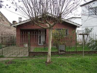 Home For Sale in Exaltacion De La Cruz, Argentina