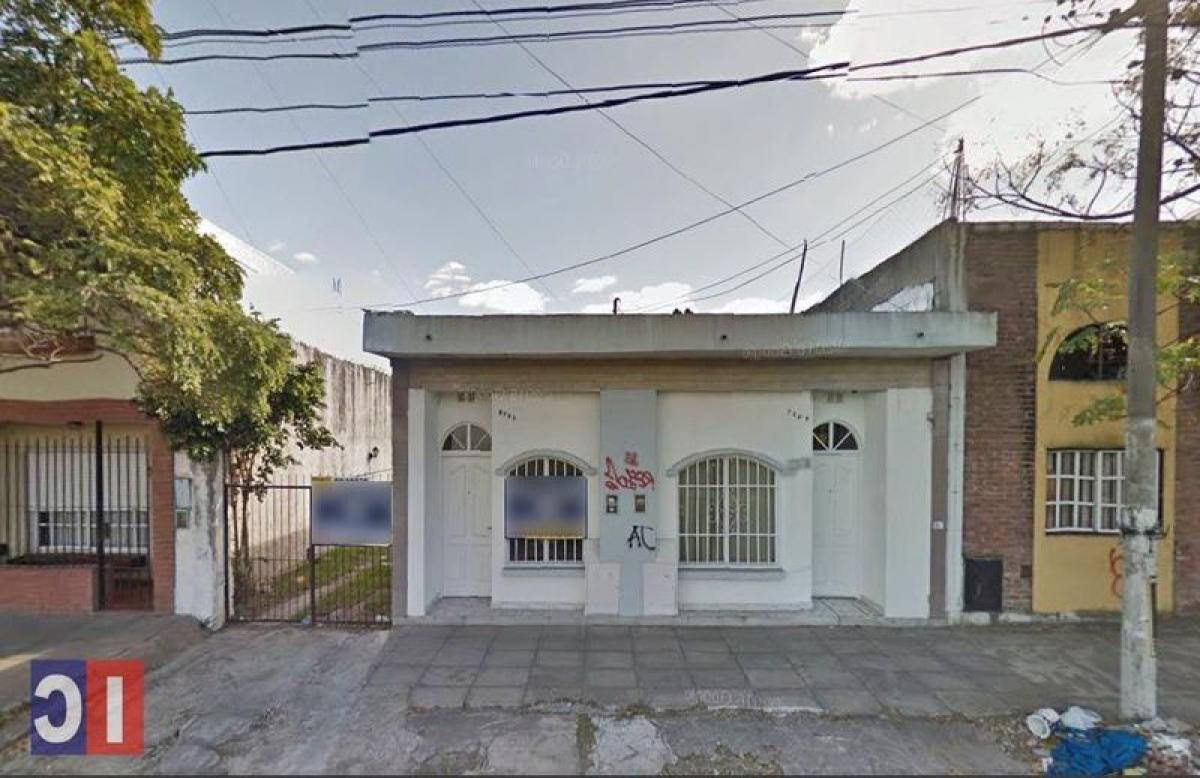 Picture of Home For Sale in Bs.As. G.B.A. Zona Oeste, Buenos Aires, Argentina