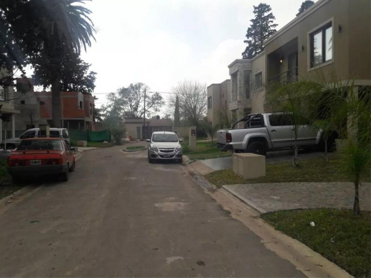 Picture of Residential Land For Sale in Ituzaingo, Buenos Aires, Argentina