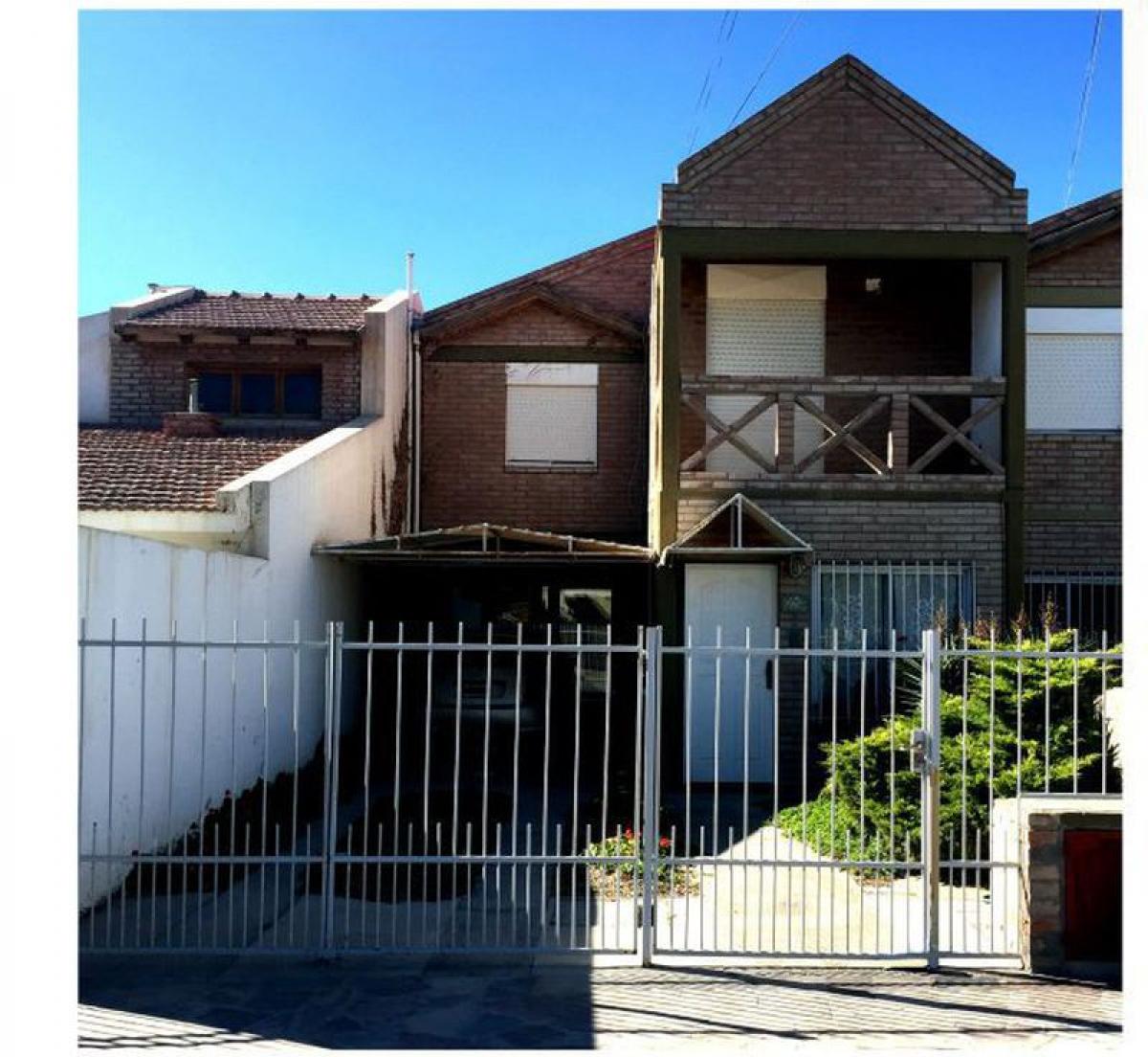 Picture of Home For Sale in Chubut, Chubut, Argentina