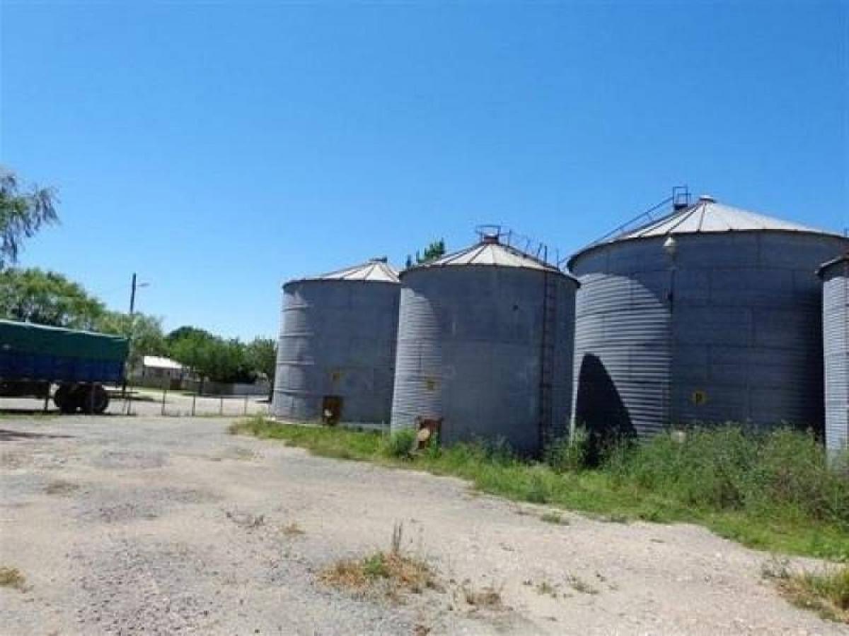 Picture of Home For Sale in Tres Arroyos, Buenos Aires, Argentina