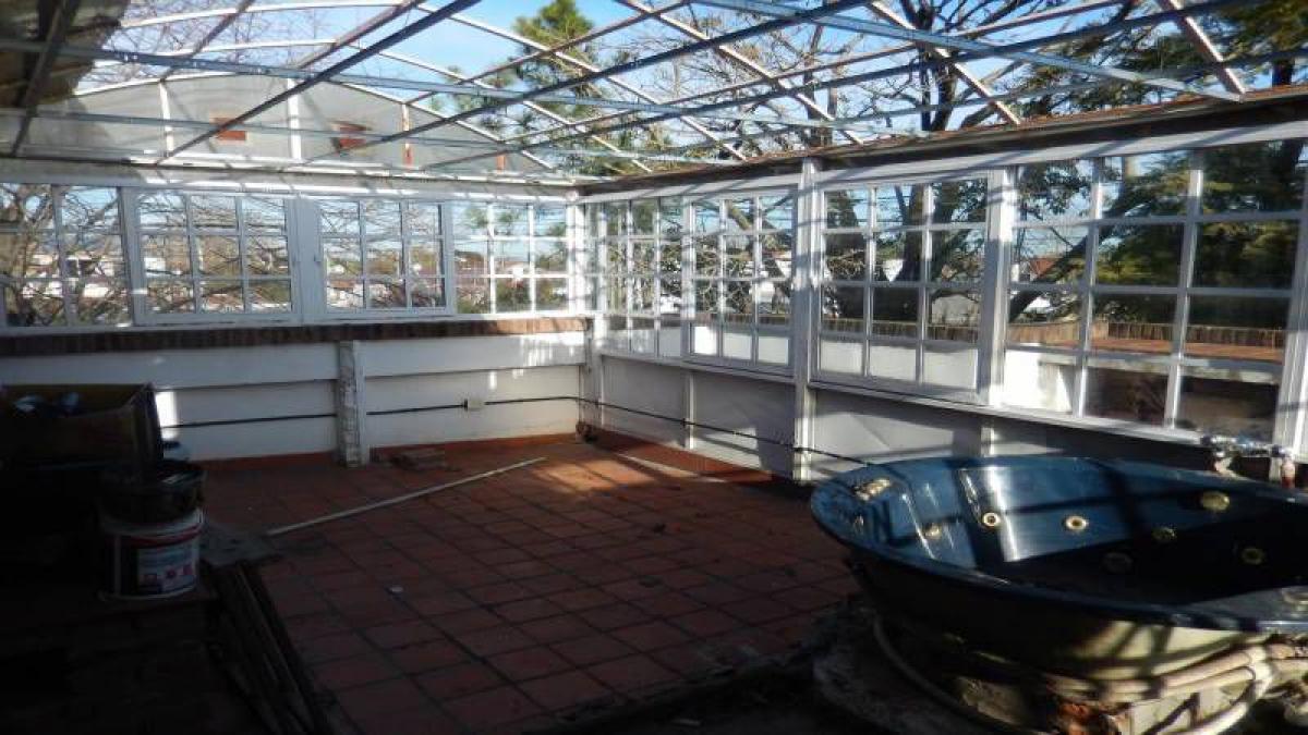 Picture of Home For Sale in Quilmes, Buenos Aires, Argentina